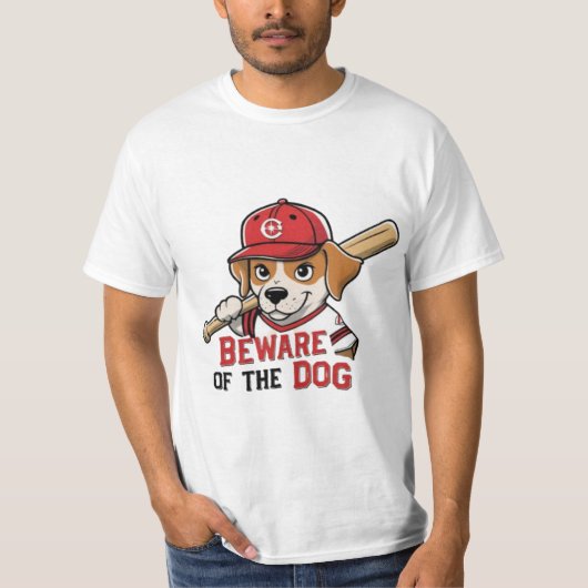 Pas op voor de hond - Speels honkbalhondenontwerp T-shirt (Voorkant)