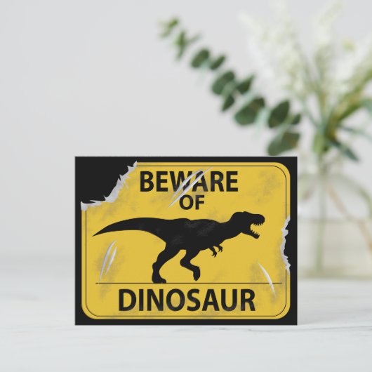 Pas op voor Dinosaur (beschadigd) Briefkaart (Staand voorkant)