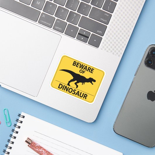 Pas op voor Dinosaur Sticker (Laptop met iPhone)