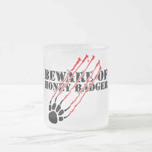 Pas op voor honingbadger matglas koffiemok (Center)