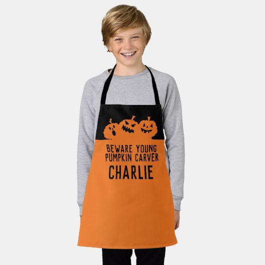 Pas op voor jonge pompoen carver bang pompoenen schort (Gedragen)