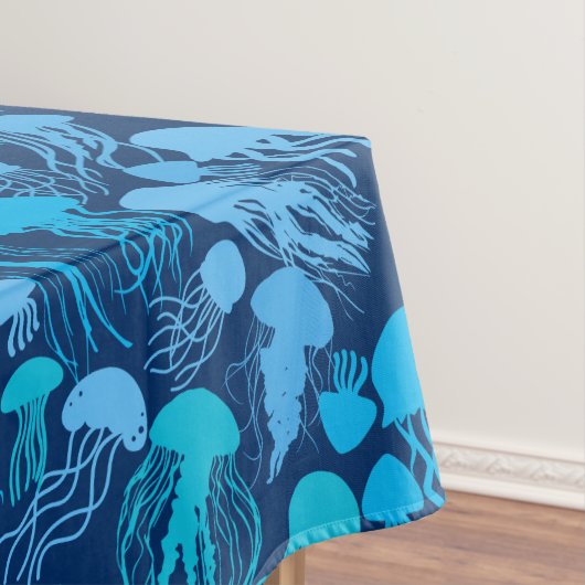 Pas op voor kwallen. L Blue.b D Blue BG Tafelkleed (Voorbeeld)