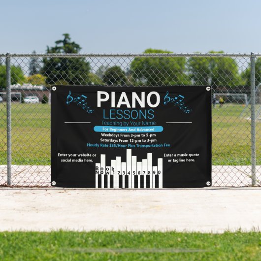 Pas Piano Lessen Muziek Docent Yard Spandoek (Insitu)