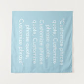 Pas uitdrukkingscitaat elegant lichtblauw wit aan wandkleed (Voorkant (horizontaal))