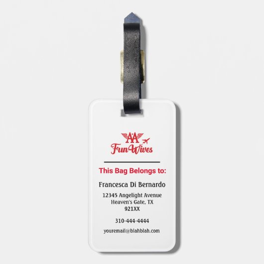 Pas uw eigen Bagagelabel A Pilot Wife Logo aan (Achterkant verticaal)