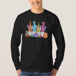 Pasen Bunny Spring Gnome Easter Egg Hunting and B T-shirt