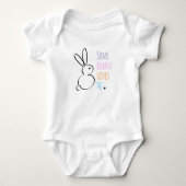 Pasen Cute Some Bunny Loves Me Romper (Voorkant)