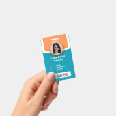 Pasfoto ID-badge met logo, naam en barcode Badge (Handheld)