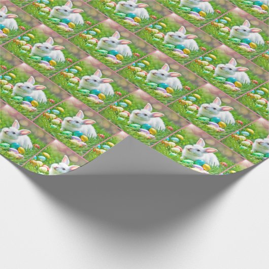 Pasgebak met gekleurde eieren cadeaupapier (Hoek)