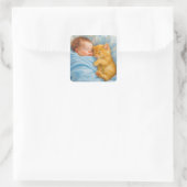 Pasgeboren baby jongen dutten met kitten vierkante sticker (Tas)