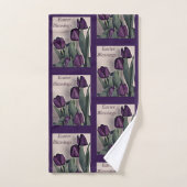 Pasgeborenen met donkere Paarse Tulpen Bad Handdoek (Handdoek)