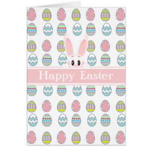 Pasgebundelde en meerkleurige gedecorreerde eieren