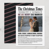 Pasgetrouwd Onze Eerste Kerst Krant Stijl Foto Feestdagenkaart (Voorkant / Achterkant)
