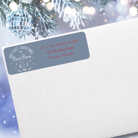 Pasgetrouwd Paar Citeert Onze 1e Kerst Mis RTD Etiket