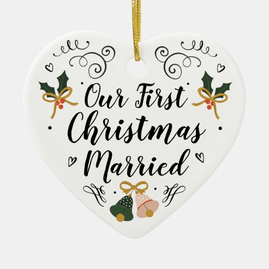 Pasgetrouwde Hart Kerstversiering 1e getrouwd Keramisch Ornament (Voorkant)