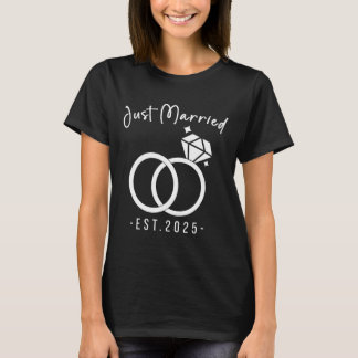 Pasgetrouwden 2025 Bruid En Bruidegom Huwelijkspla T-shirt
