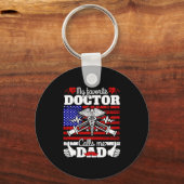 Paspoortcadeau | Mijn favoriete dokter noemt me pa Sleutelhanger (Voorkant)