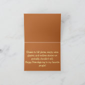 Pass the Pie & the Gossip | Funny Friendsgiving Ca Kaart (Binnen)