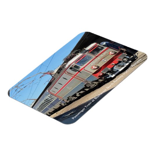 Passagierstrein op het treinstation van Boekarest  Magneet (Linkerzijde)