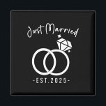 Passen getrouwd 2025 Bruid en bruidegom Weddingpla Magneet<br><div class="desc">Passen getrouwd 2025 bruid en bruidegom weddingplanners net getrouwd 2025 trouwringen matching paar</div>