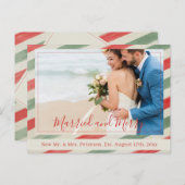 Passen getrouwd Getrouwd en vrolijk rode kerstfoto Feestdagenkaart (Voorkant / Achterkant)