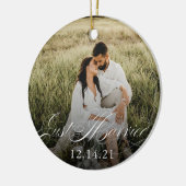 Passen getrouwd gewoon gehuwde sierbruiloft foto keramisch ornament (Links)