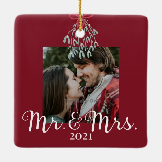 Passen getrouwd Mr & Mrs Photo Red Keramisch Ornament (Achterkant)