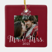 Passen getrouwd Mr & Mrs Photo Red Keramisch Ornament (Voorkant)