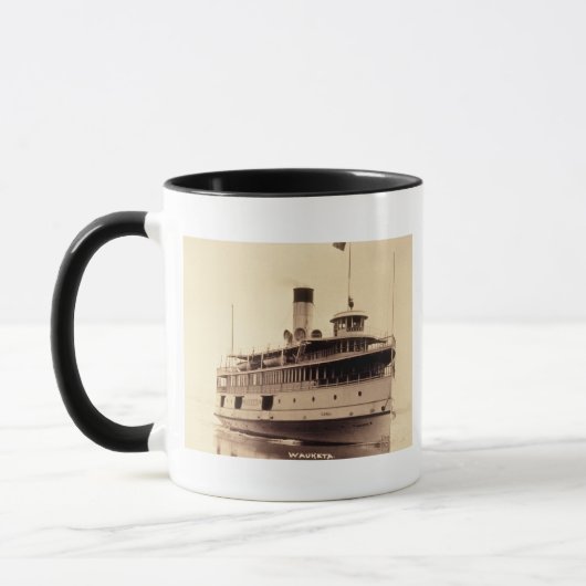 Passenger Steamer Wauketa Mok (Links)