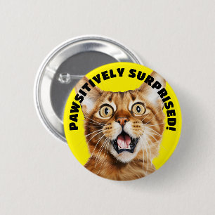 PASSIEF VERRAST! Grappige Gekke Kat Geel Ronde Button 5,7 Cm