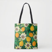 Passieflower Bloom: zwarte achtergrond . Tote Bag (Voorkant)