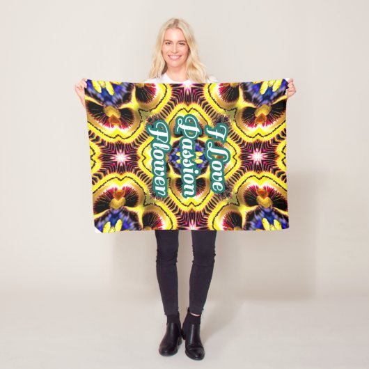 Passiflora caerulea-patroon fleece deken (In situ)