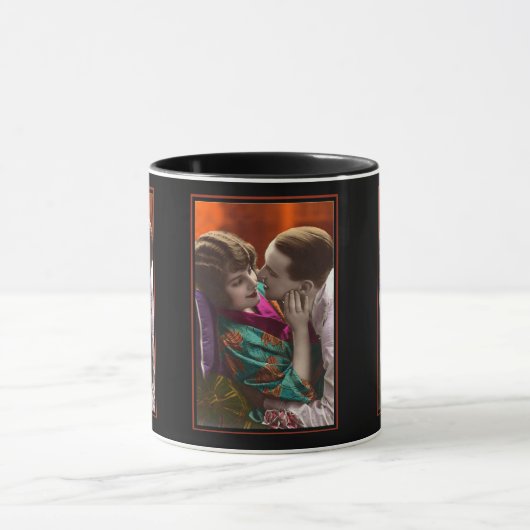 passionate couple vintage retro mok (Midden)
