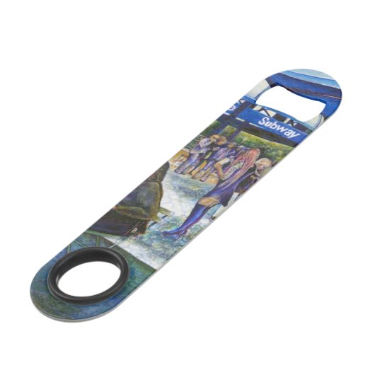 Passionate mensen die in het park spelen, NYC Speed Flessenopener (Voorkant Gekanteld)