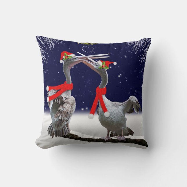 Passionate Pelicans Pillow Kussen (Voorkant)