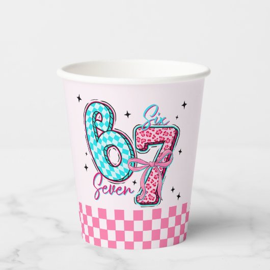 Pastel 67 Six Seven Girl Birthday Party Papieren Bekers (Voorkant)