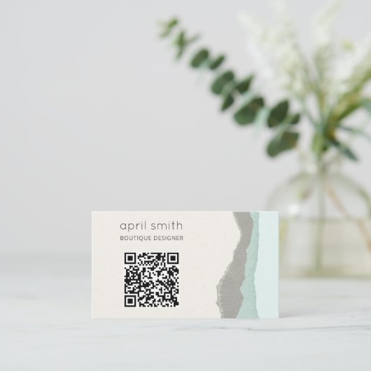 Pastel Aqua Gray Kraft Mountain Wave QR Code Visitekaartje (Staand voorkant)
