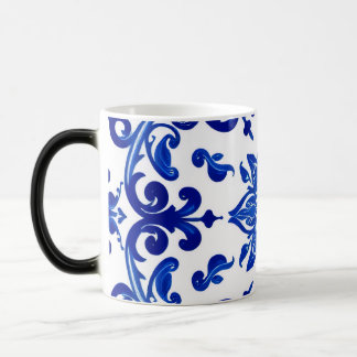 Pastel Baby Blue and White French Floral Fancy Dam Magische Mok