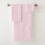 Pastel Baby Licht Roze Solid Color Minimaliste Bad Handdoek<br><div class="desc">Roze roze kleur van de roze lentespastelroze. Minimalistische,  eenvoudige,  moderne trendy chic-pasteltestethiek in roze vaste kleur. Roze zelfdecor,  pastelroze esthetisch decor,  pastelroze keuken,  pastelroze kleur. Roze handdoek.</div>