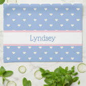 Pastel blauw met witte harten gepersonaliseerd theedoek (Gevouwen)