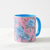 Pastel blauw roos, roze achtergrond, mok (Voorkant rechts)