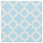Pastel Blauw Wit Ikat Quatrefoil Art Pattern Stof (Close Up)