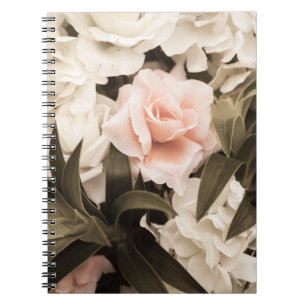 Pastel Bloemen Vintage: Tijdloze Elegantie Notitieboek