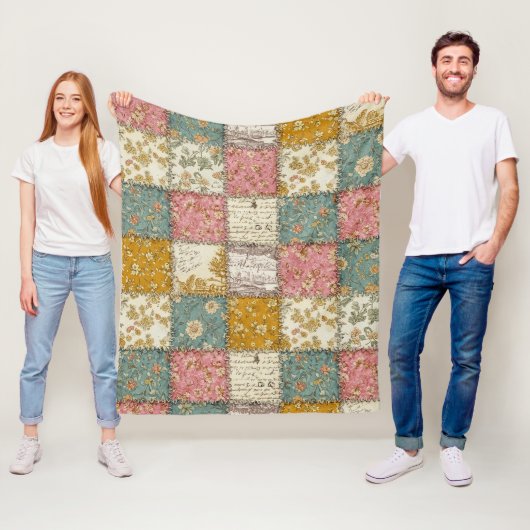 Pastel Bloemige Patchwork Picknick Patroon (12) Fleece Deken (In situ)