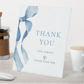Pastel Blue Bow Baby shower Bedankt Reclamebord Met Voetstuk (Insitu)
