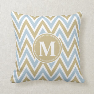 Pastel Blue en Brown Chevron Monogram Kussen