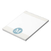 Pastel Blue en Linen Chevrons Aangepaste Monogramm Notitieblok (Linkerzijde)