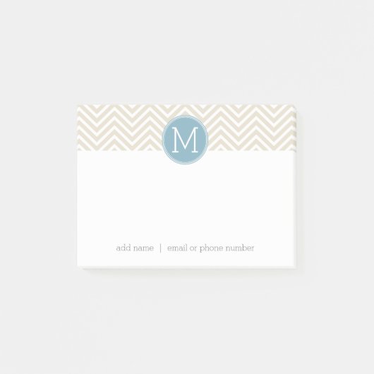 Pastel Blue en Linen Chevrons Aangepaste Monogramm Post-it® Notes (Voorkant)