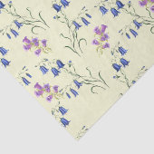 Pastel Blue en Paarse Bell Flowers Tissuepapier (Detail)