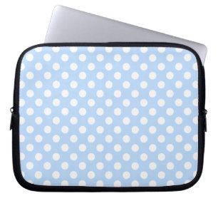 Pastel Blue en White Polka Dots Pattern Laptop Sleeve